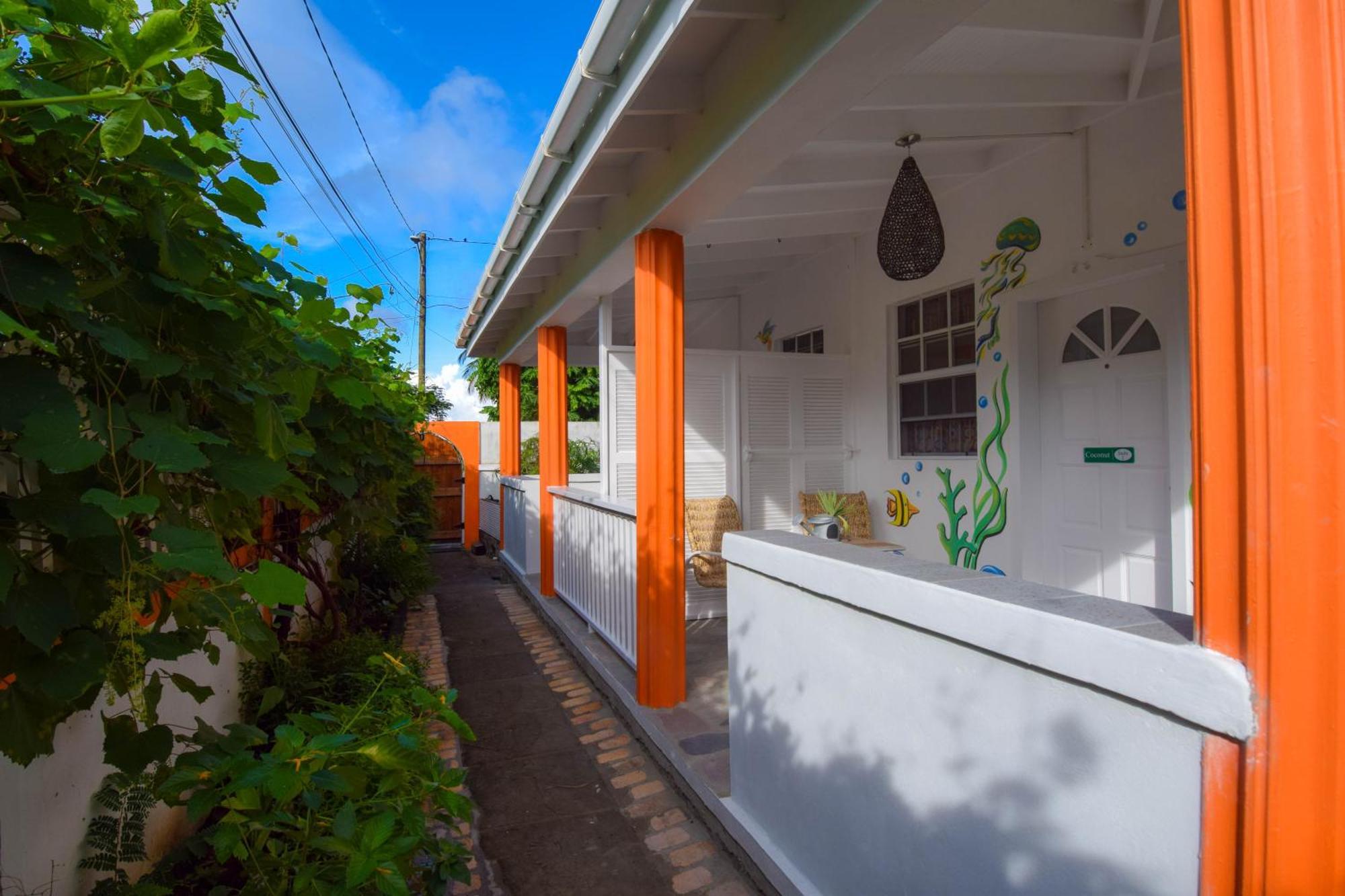 Frenz Hotel Soufriere Exterior photo