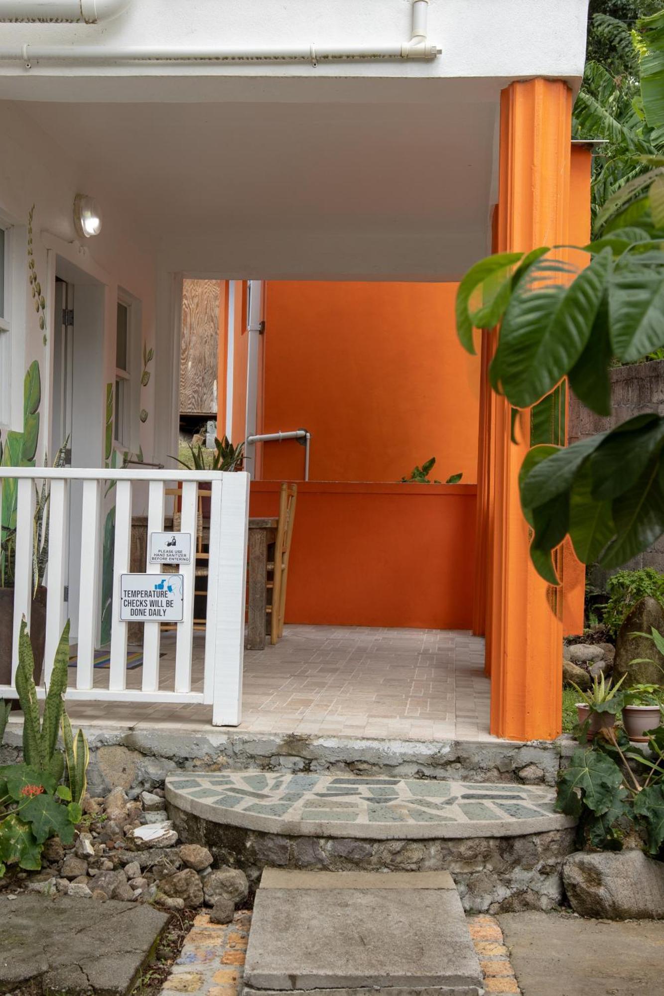 Frenz Hotel Soufriere Exterior photo